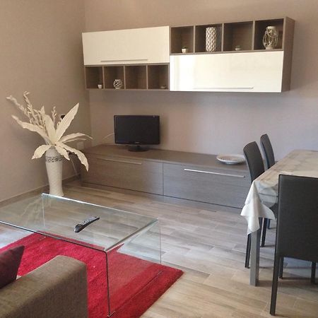 Fiordaliso Apartment Caulonia Marina Bagian luar foto